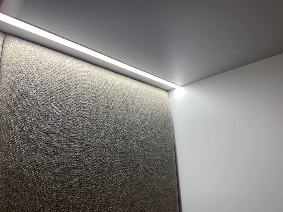 photo_5469690475964397218_y